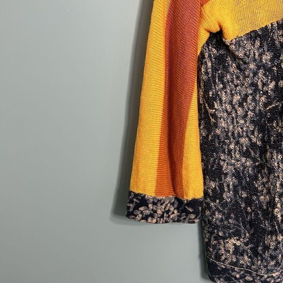 Maple Linen Blend Tassel Sweater - Picture 2 of 8